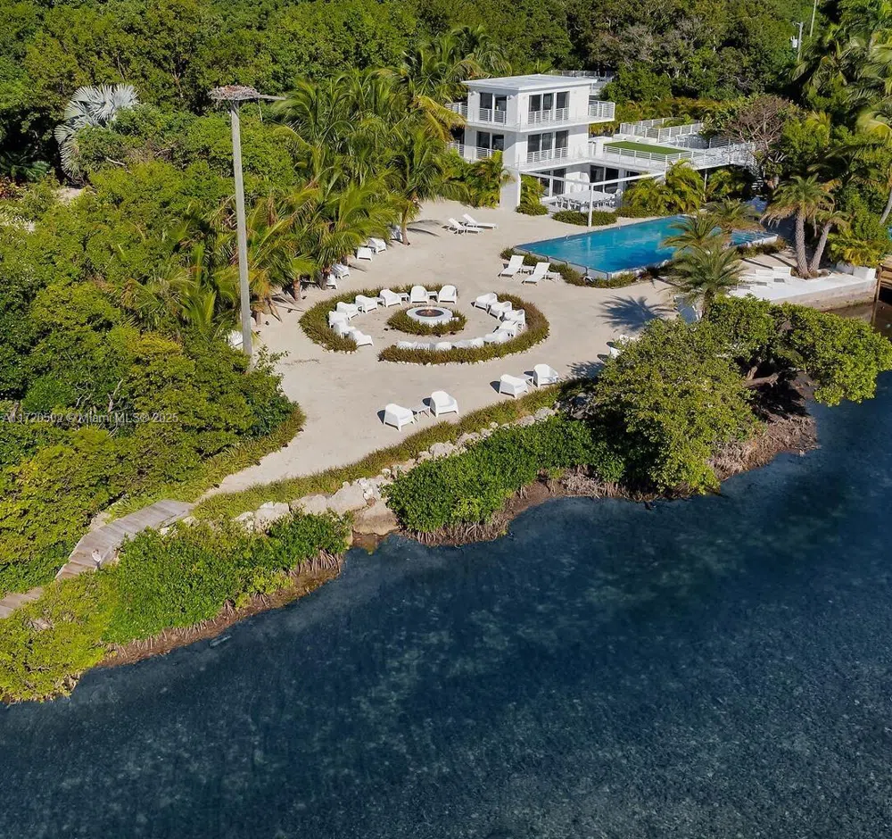98701 Overseas Hwy Key Largo, FL 33037