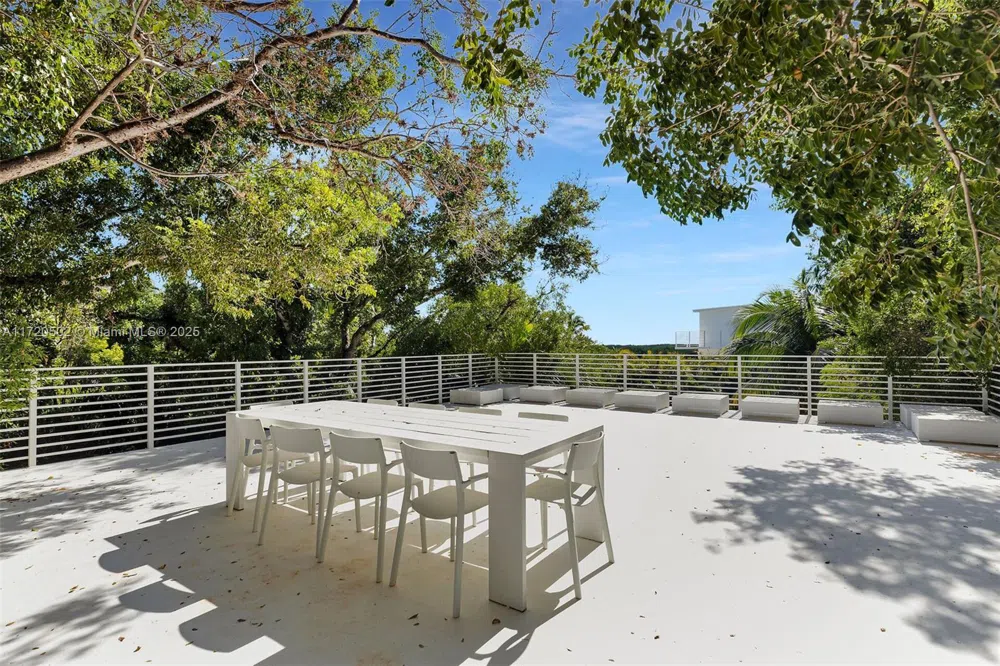 98701 Overseas Hwy Key Largo, FL 33037