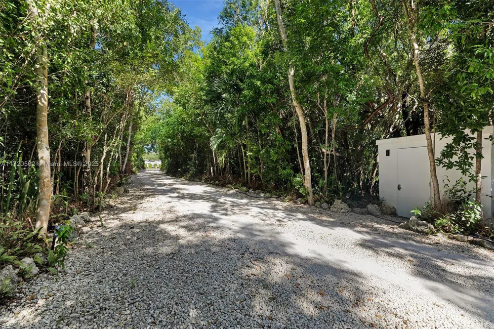 98701 Overseas Hwy Key Largo, FL 33037