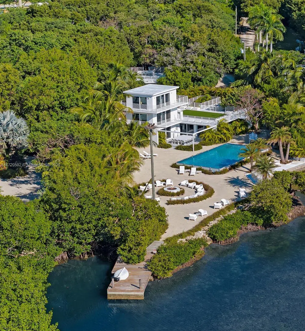 98701 Overseas Hwy Key Largo, FL 33037