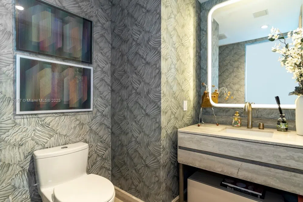 18975 Collins Ave #4102 Sunny Isles Beach, FL 33160