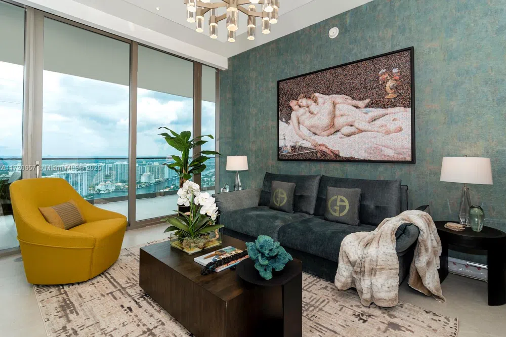 18975 Collins Ave #4102 Sunny Isles Beach, FL 33160