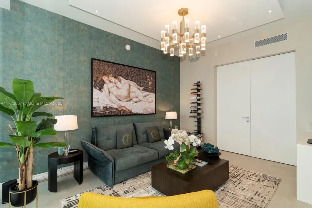 18975 Collins Ave #4102 Sunny Isles Beach, FL 33160