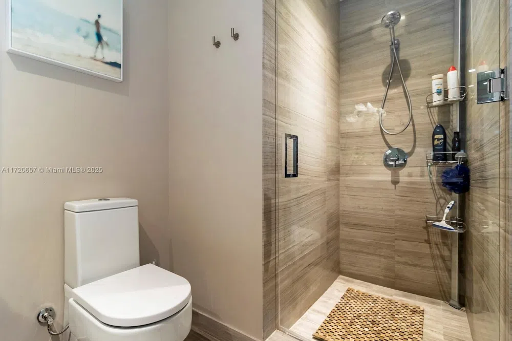 18975 Collins Ave #4102 Sunny Isles Beach, FL 33160