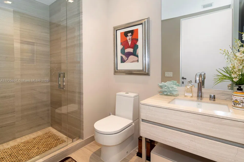 18975 Collins Ave #4102 Sunny Isles Beach, FL 33160