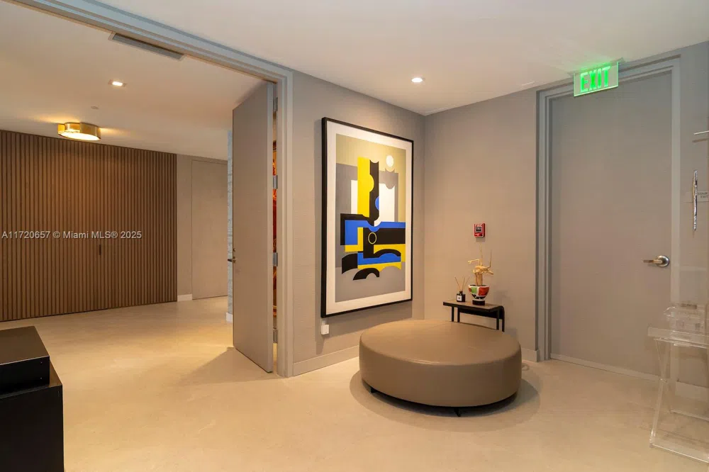18975 Collins Ave #4102 Sunny Isles Beach, FL 33160