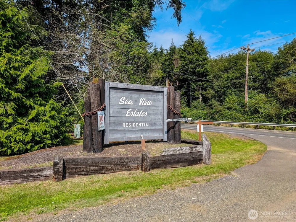 2 Dolphin Lane Copalis Beach, WA 98535