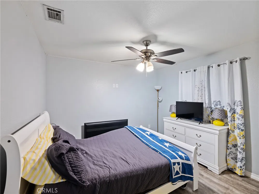 34646 Paseo Del Valle Barstow, CA 92311