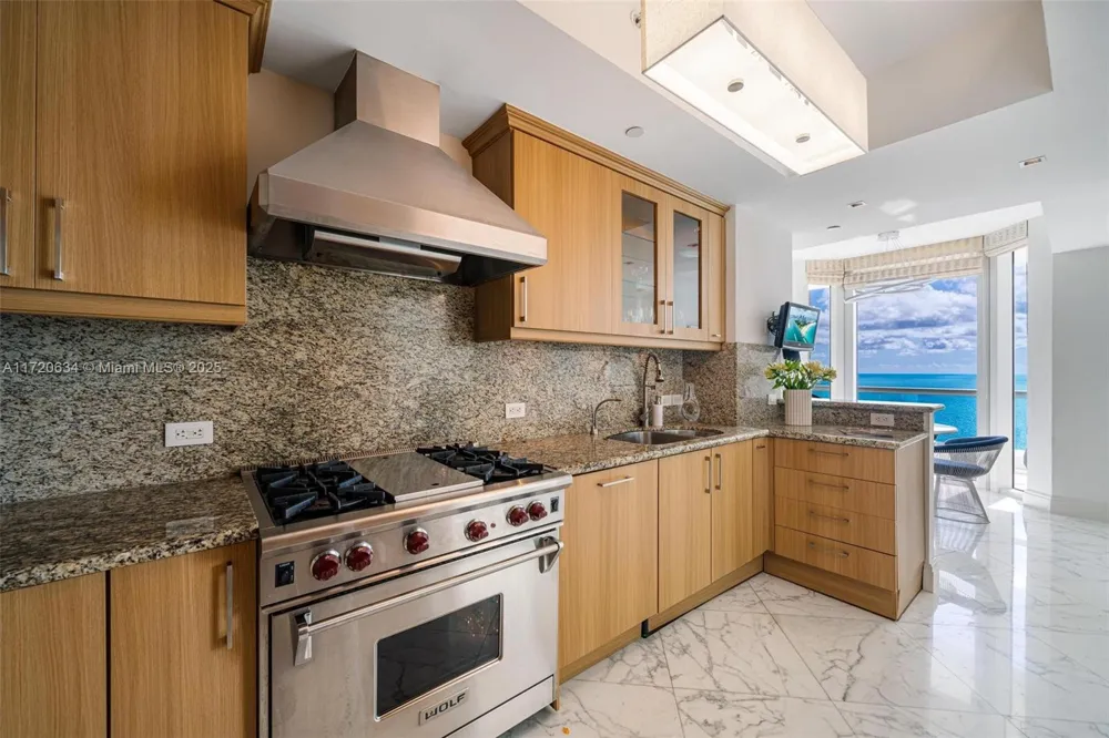 17875 Collins Ave #2602 Sunny Isles Beach, FL 33160