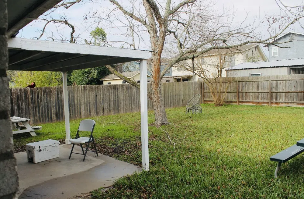 202 Byron Drive Victoria, TX 77901