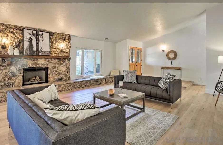 28114 Queensbridge Rd Valley Center, CA 92082
