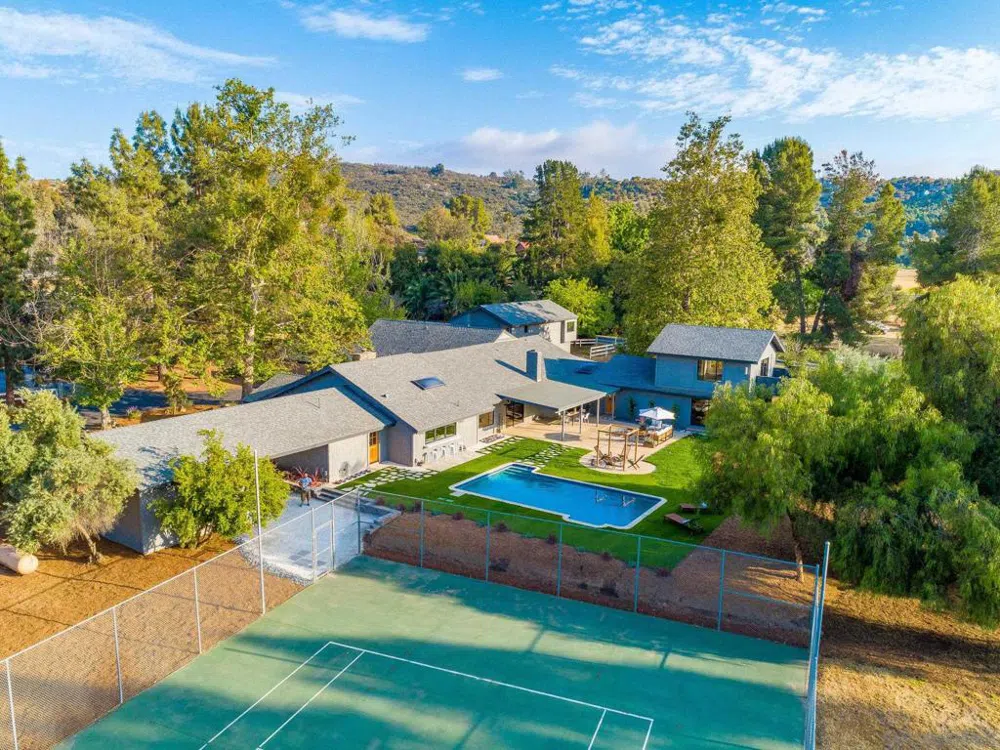 28114 Queensbridge Rd Valley Center, CA 92082