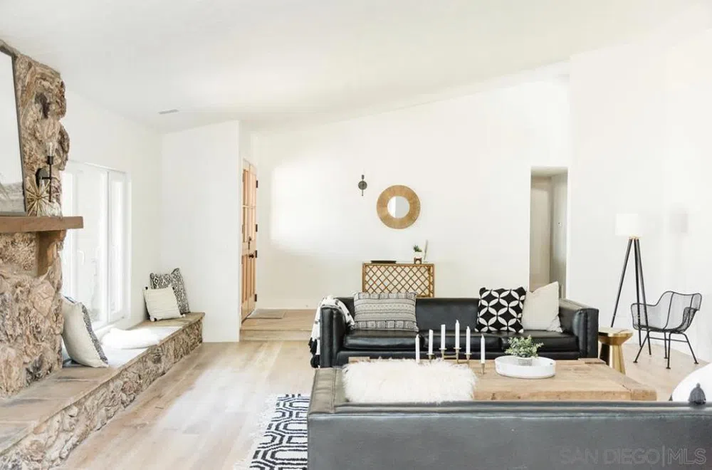 28114 Queensbridge Rd Valley Center, CA 92082