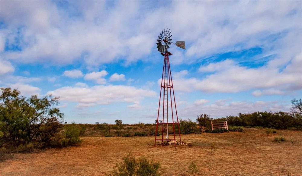 3108 County Road 125 Colorado City, TX 79512