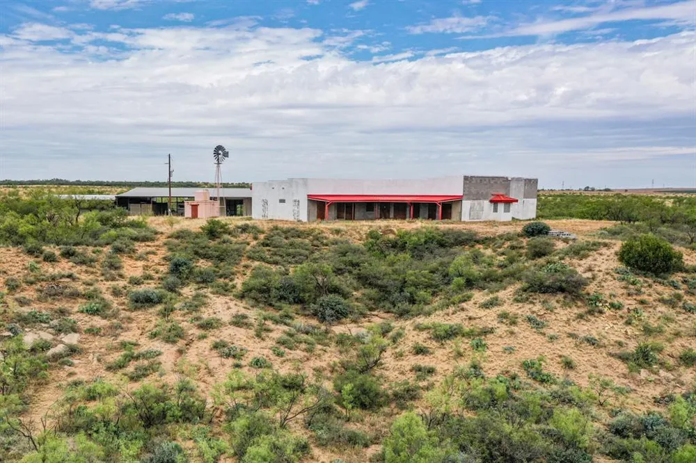 3108 County Road 125 Colorado City, TX 79512