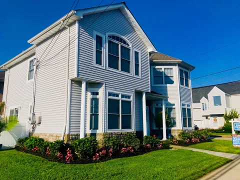 25 Lido Boulevard