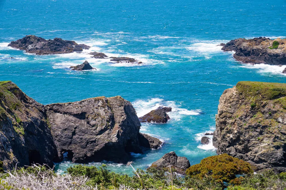 6030 Highway 1 Little River, CA 95456