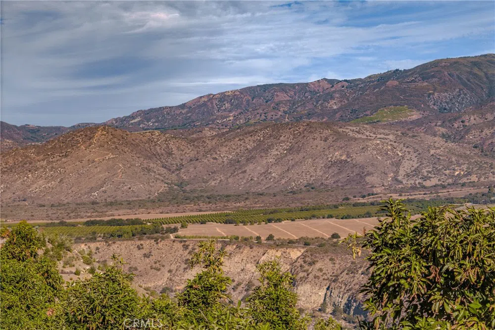 48 Pauma Ridge Road Valley Center, CA 92082
