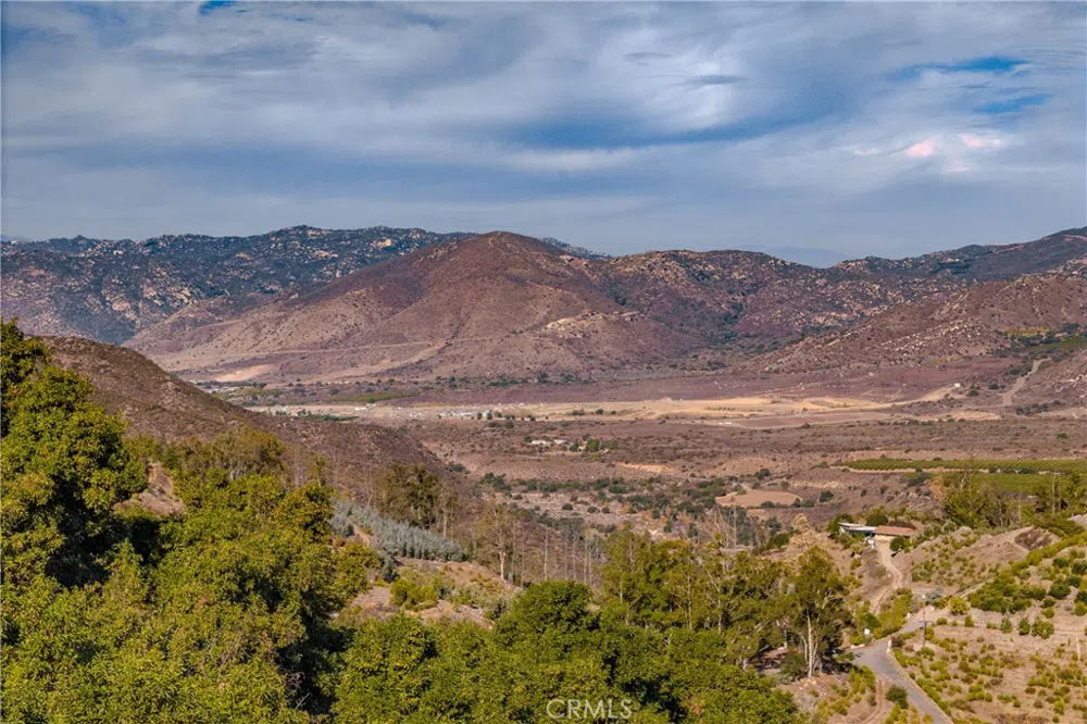 48 Pauma Ridge Road Valley Center, CA 92082