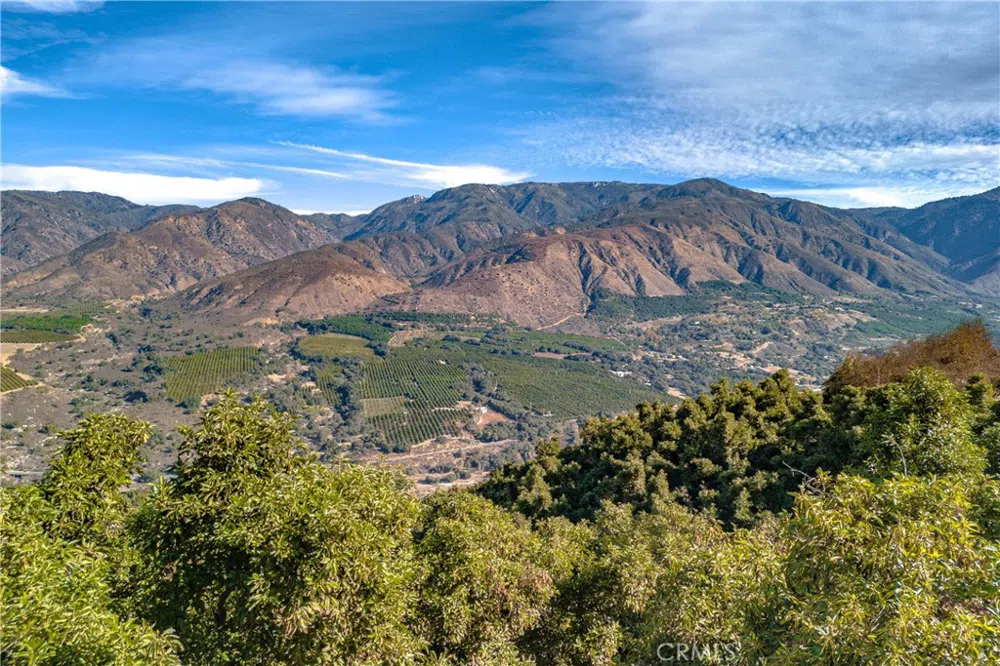 49 Maridge Road Valley Center, CA 92082
