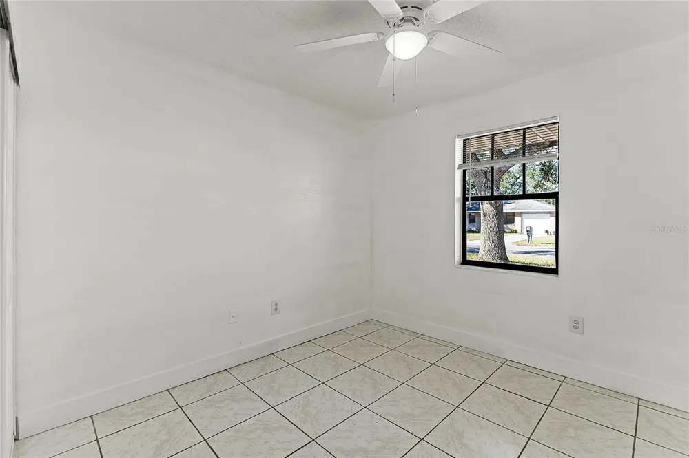 825 KOTTLE CIRCLE S Daytona Beach, FL 32114
