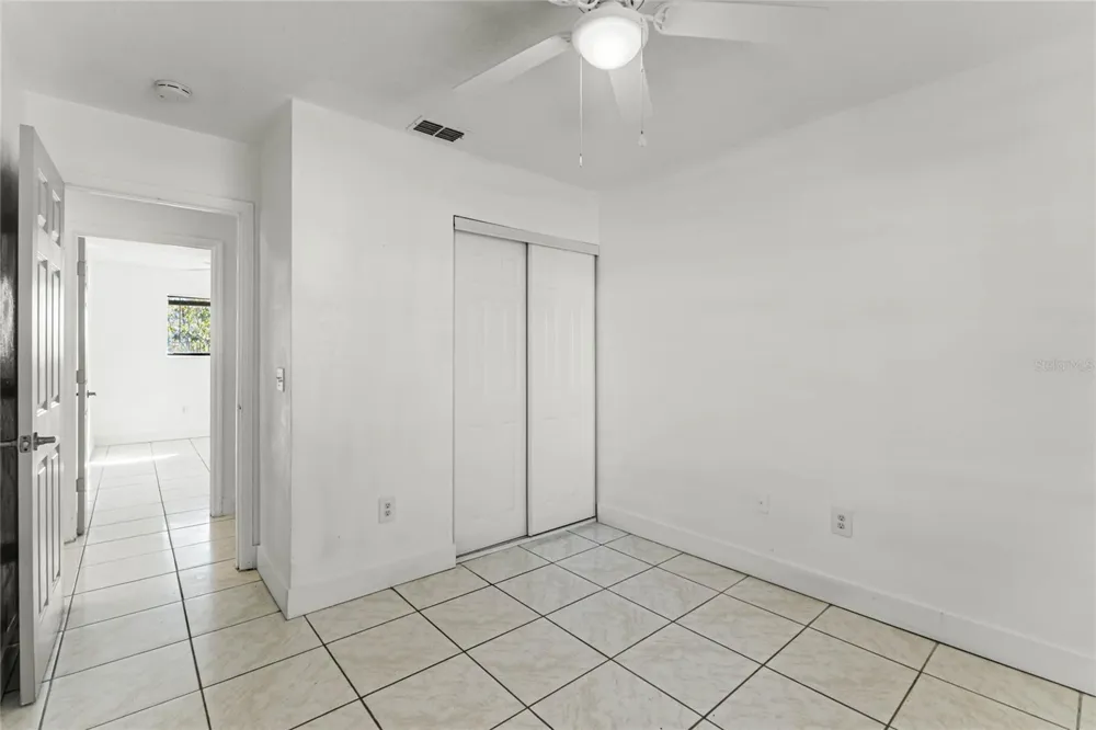 825 KOTTLE CIRCLE S Daytona Beach, FL 32114