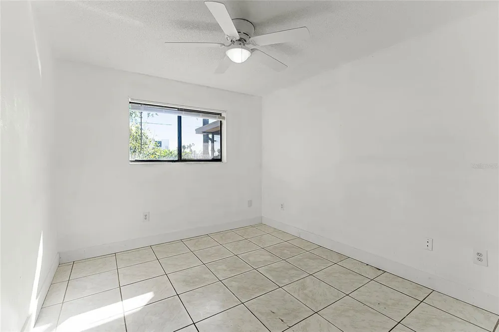 825 KOTTLE CIRCLE S Daytona Beach, FL 32114