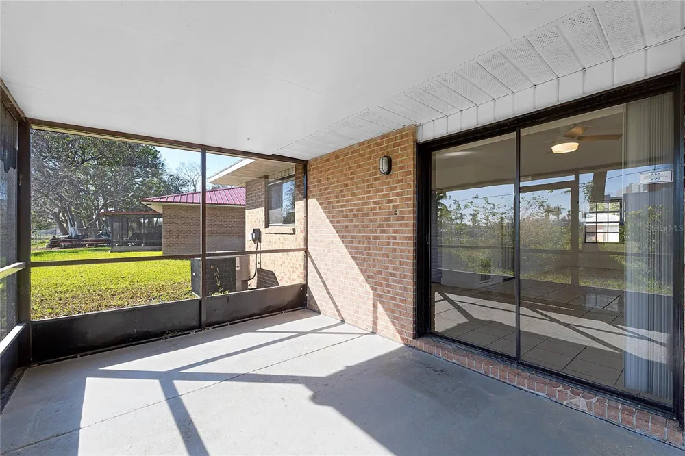 825 KOTTLE CIRCLE S Daytona Beach, FL 32114