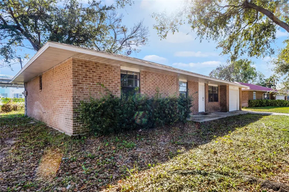 825 KOTTLE CIRCLE S Daytona Beach, FL 32114