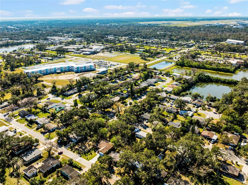 825 KOTTLE CIRCLE S Daytona Beach, FL 32114