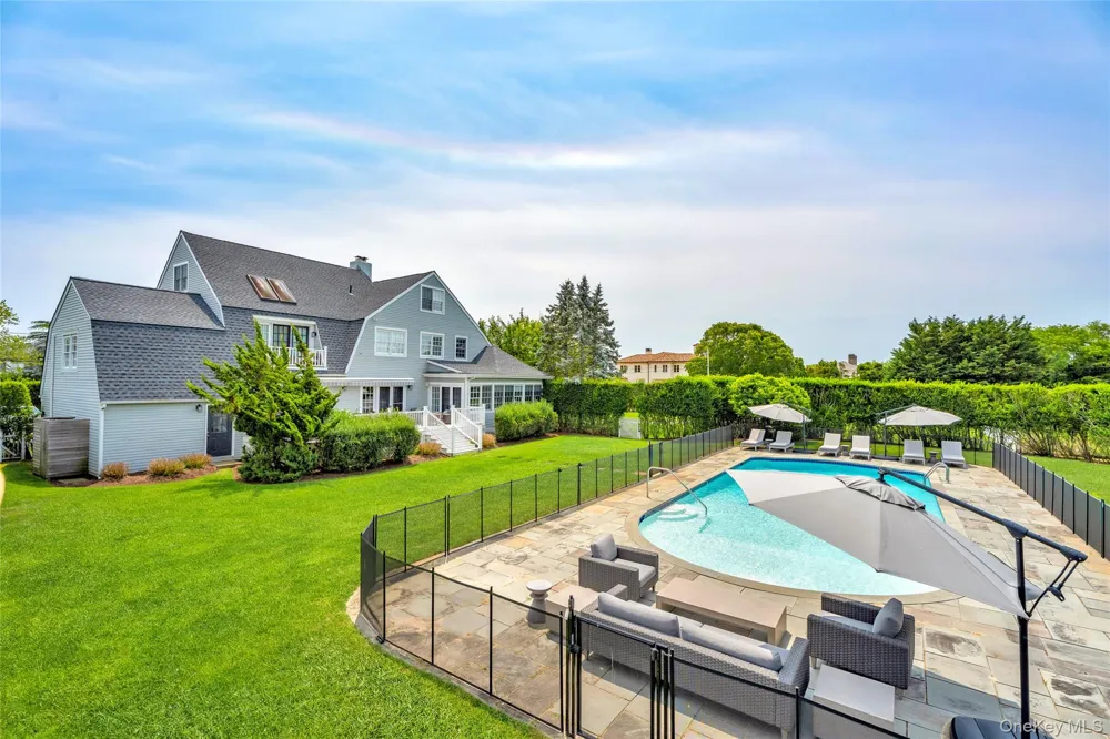 245 Oneck Lane Westhampton Beach, NY 11978