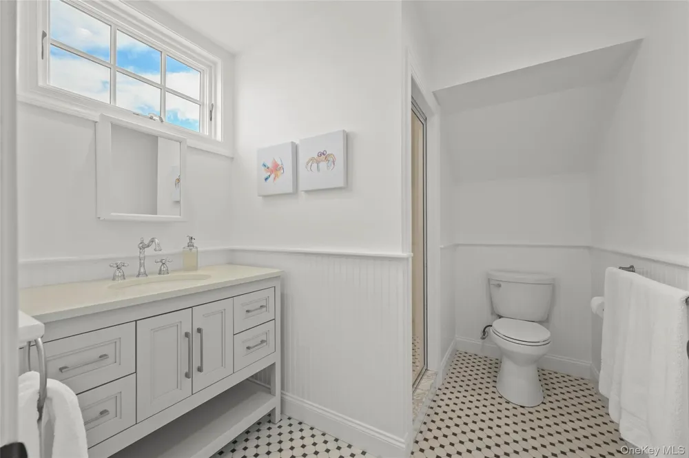 245 Oneck Lane Westhampton Beach, NY 11978