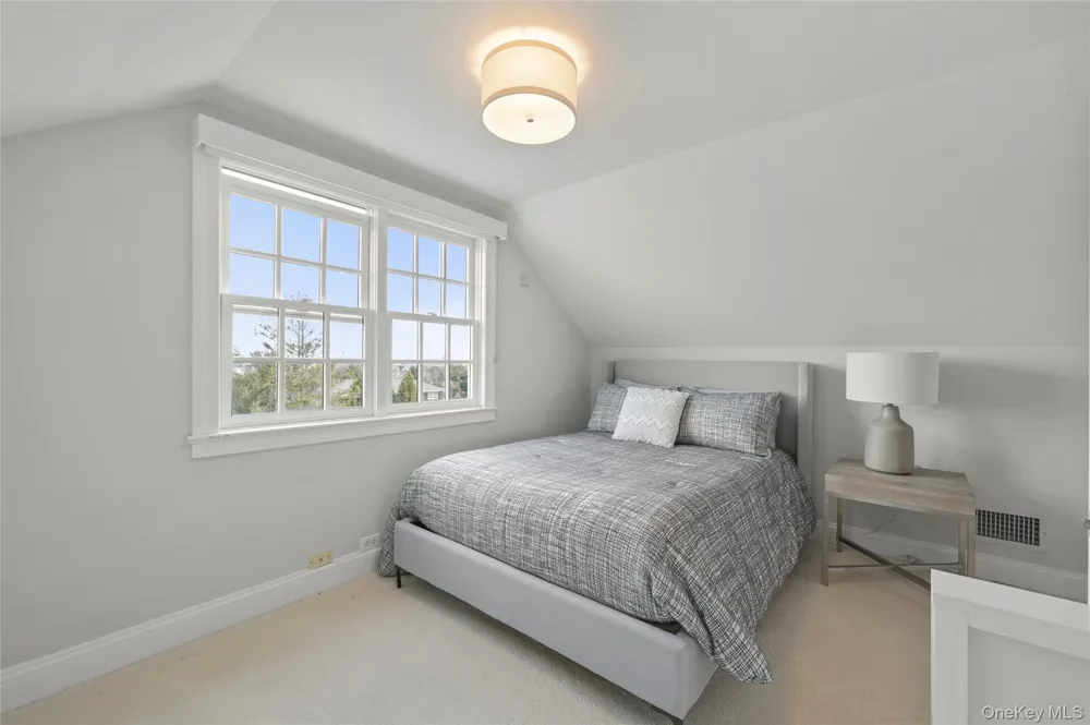 245 Oneck Lane Westhampton Beach, NY 11978