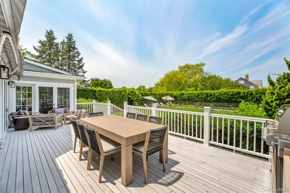245 Oneck Lane Westhampton Beach, NY 11978