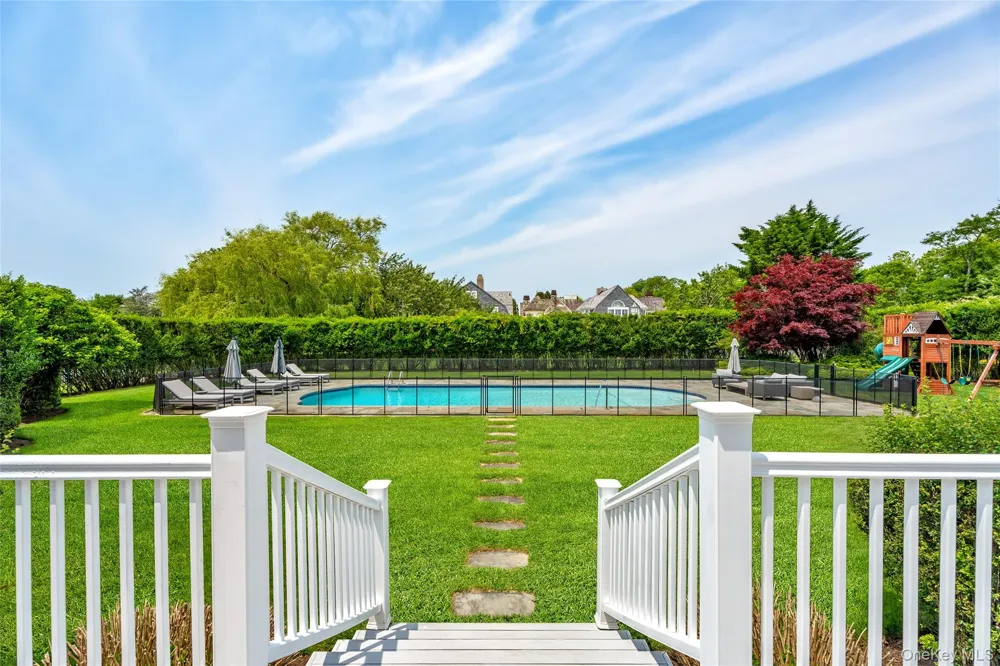 245 Oneck Lane Westhampton Beach, NY 11978