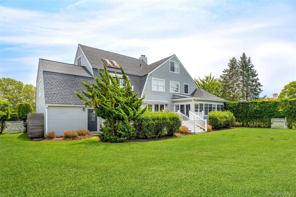 245 Oneck Lane Westhampton Beach, NY 11978