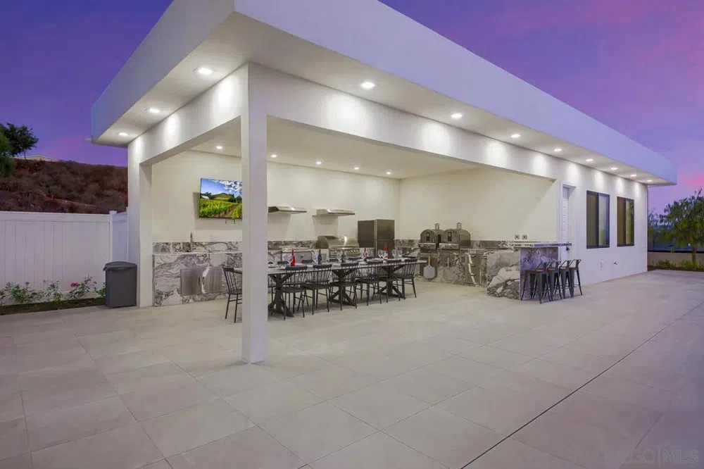 35298 Calle Campo Temecula, CA 92592