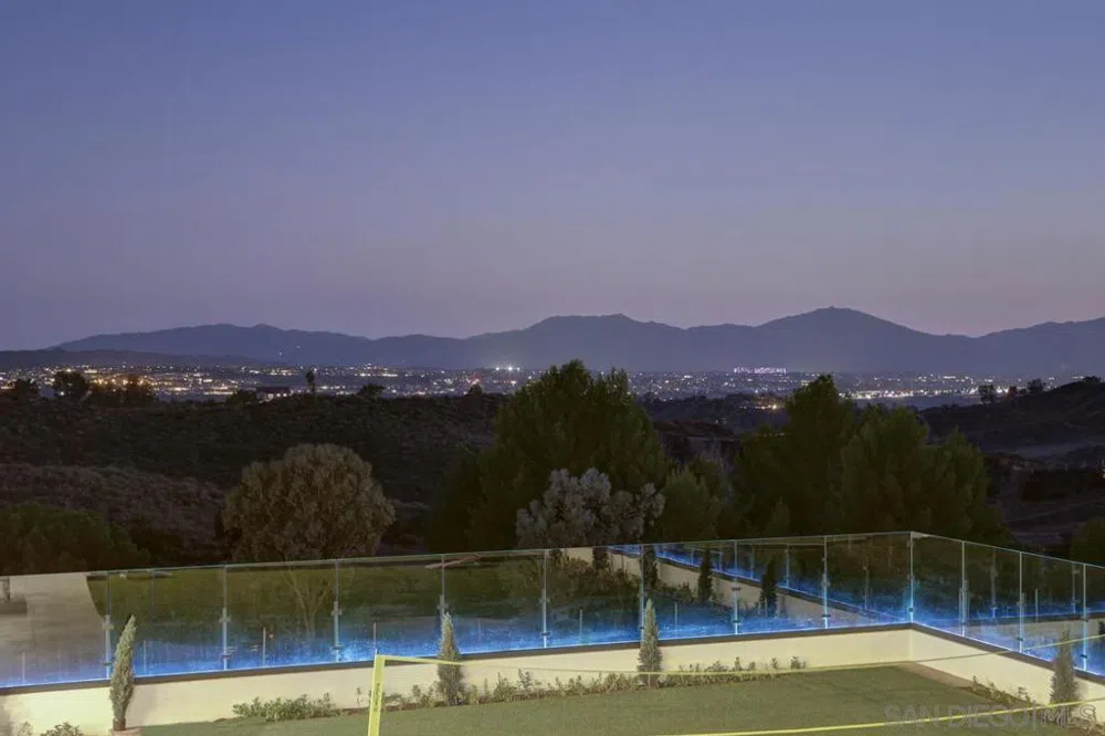 35298 Calle Campo Temecula, CA 92592