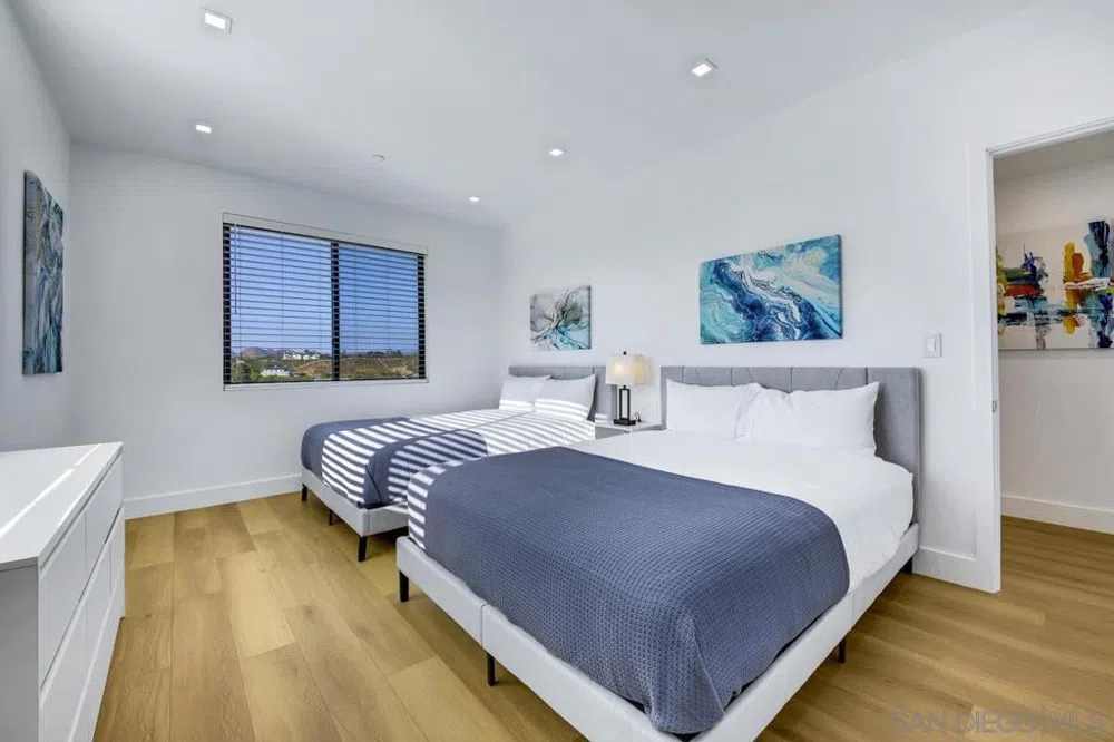 35298 Calle Campo Temecula, CA 92592