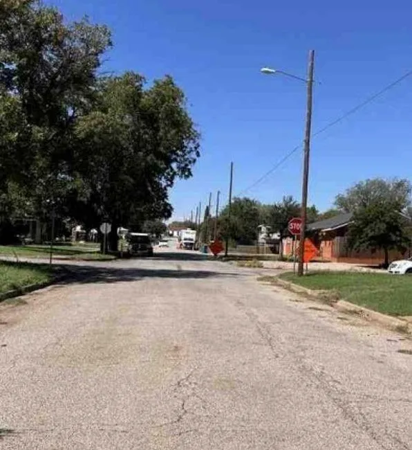 801 Thomas Street Sweetwater, TX 79556