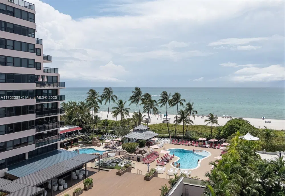 5161 Collins Ave #812 Miami Beach, FL 33140