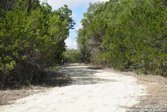 127 Leaders Hill Rd Wimberley, TX 78676