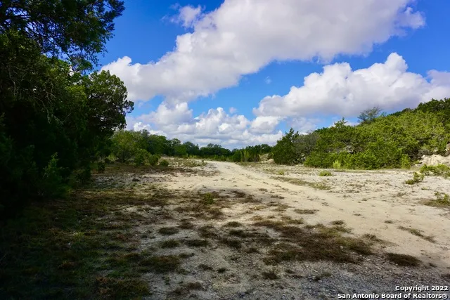 127 Leaders Hill Rd Wimberley, TX 78676