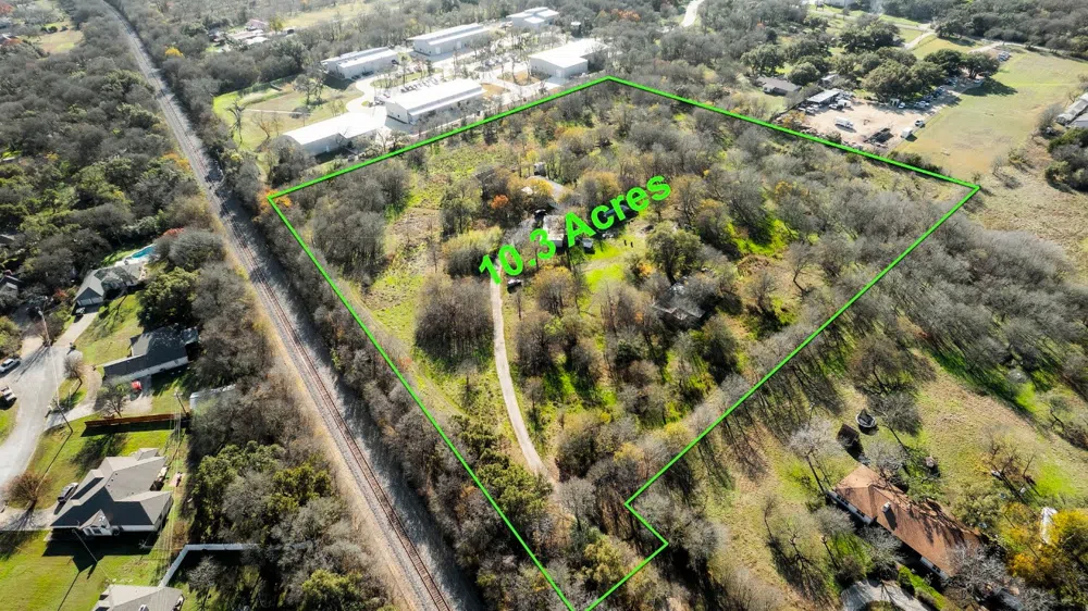 12406 Wirth Road Manchaca, TX 78652