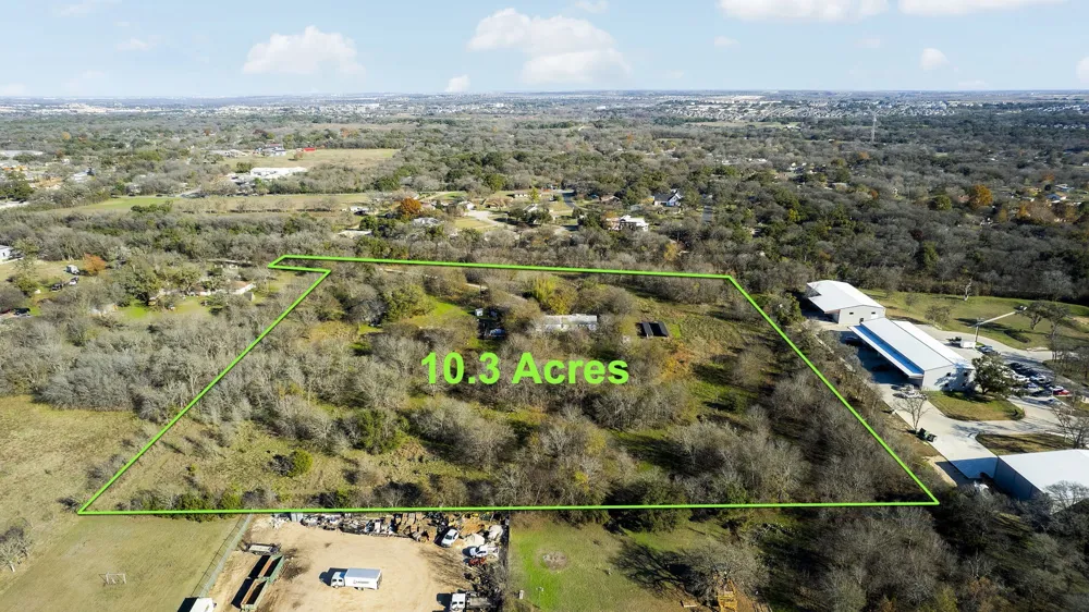12406 Wirth Road Manchaca, TX 78652