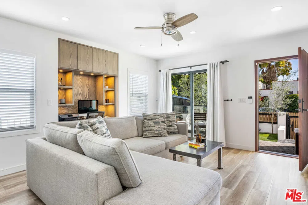 1207 GENESEE AVENUE West Hollywood, CA 90046