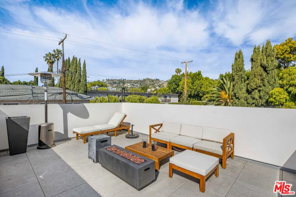1207 GENESEE AVENUE West Hollywood, CA 90046
