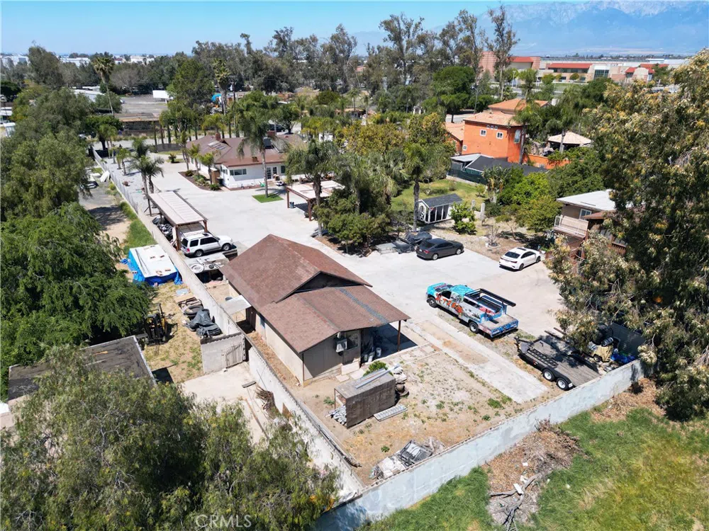 10881 Oleander Avenue Fontana, CA 92337