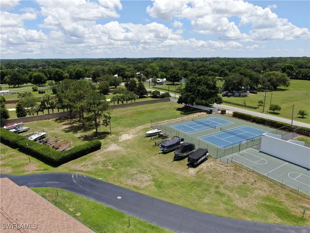 SE SUNSET HARBOR ROAD #34 Summerfield, FL 34491