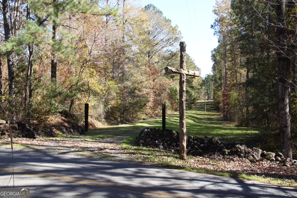 504 Jenkins RD Forsyth, GA 31029